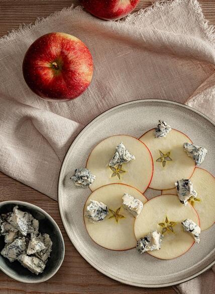 pairing-cosmic-crisp-e-gorgonzola-piccante-header-idm-apple-pairing-web-37