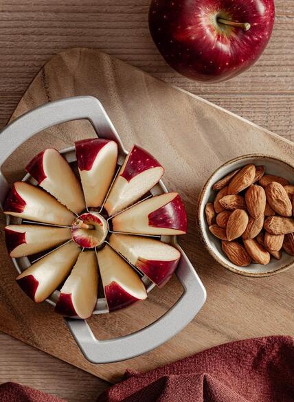 pairing-cosmic-crisp-e-mandorle-header-idm-apple-pairing-web-14